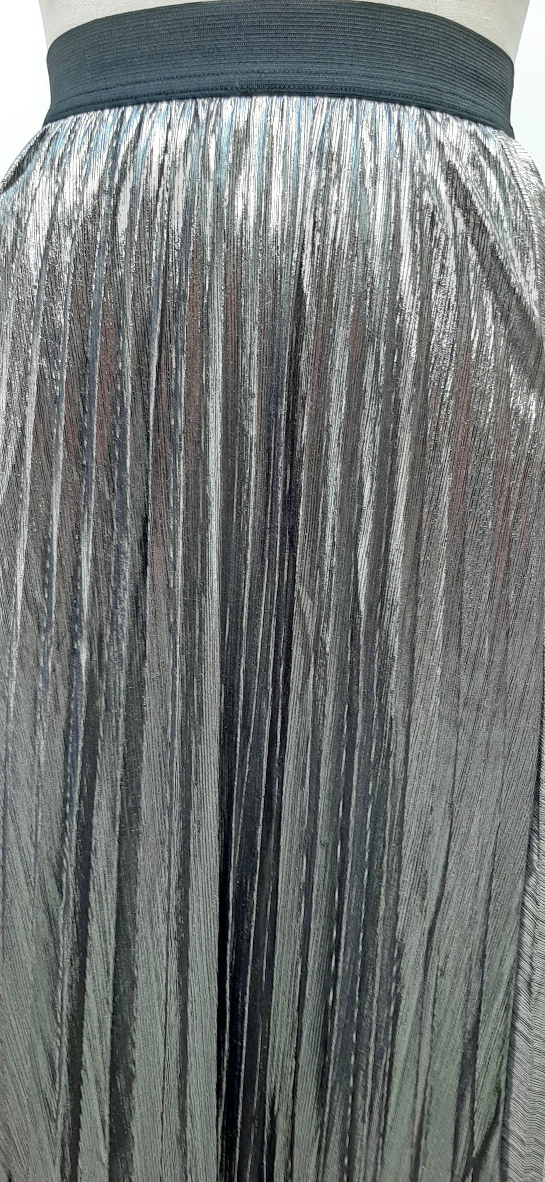 Metallic Pleated Skirt