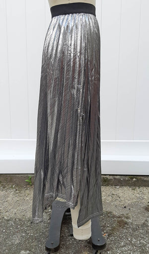 Metallic Pleated Skirt